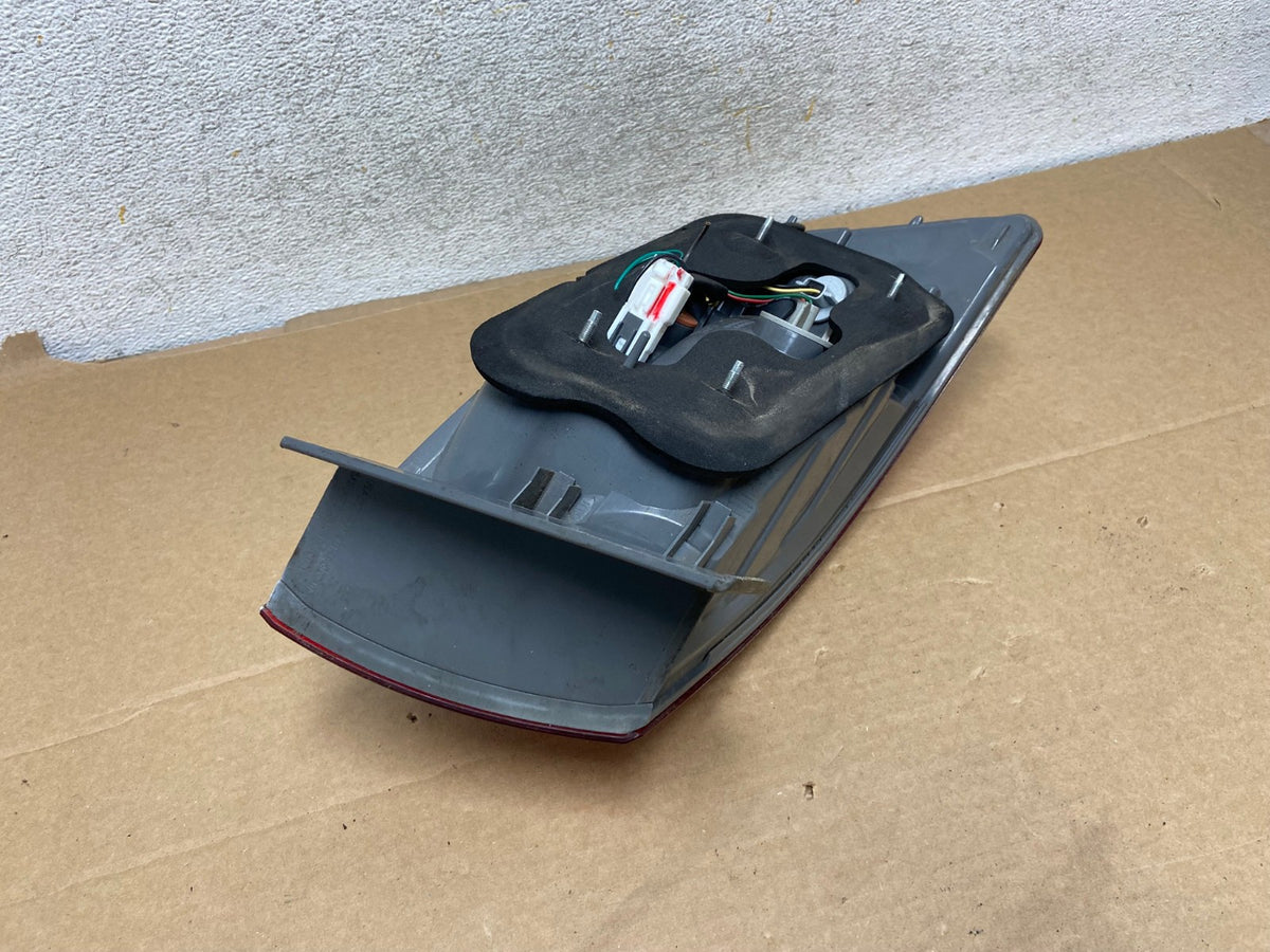 2009 to 2010 Hyundai Sonata Right Passenger Side Tail Light AH7746 LK4
