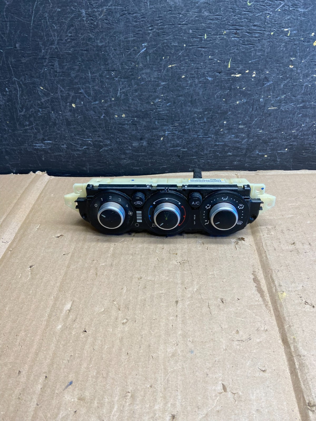 2013 2014 2015 Ford Escape Ac Heater Climate Control Temperature AH5638 DG0