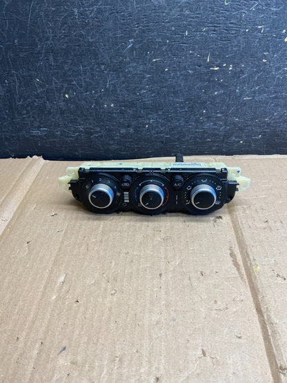 2013 2014 2015 Ford Escape Ac Heater Climate Control Temperature AH5638 DG0