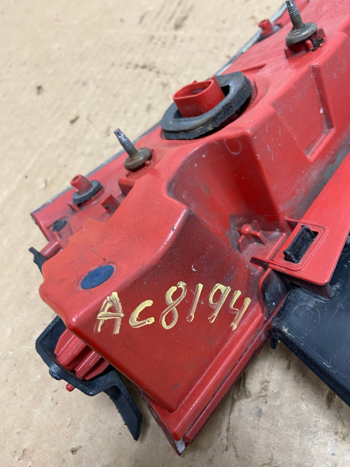 2013 to 2018 Cadillac Ats Right Passenger RH Side Tail Light AC8194 LK7