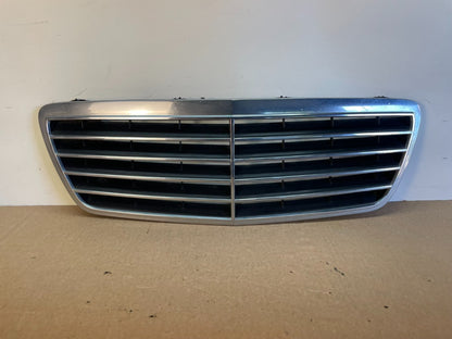 2000 to 2003 Mercedes Benz E-Class E320 E55 Front Upper Grill Grille AH0319 DG0