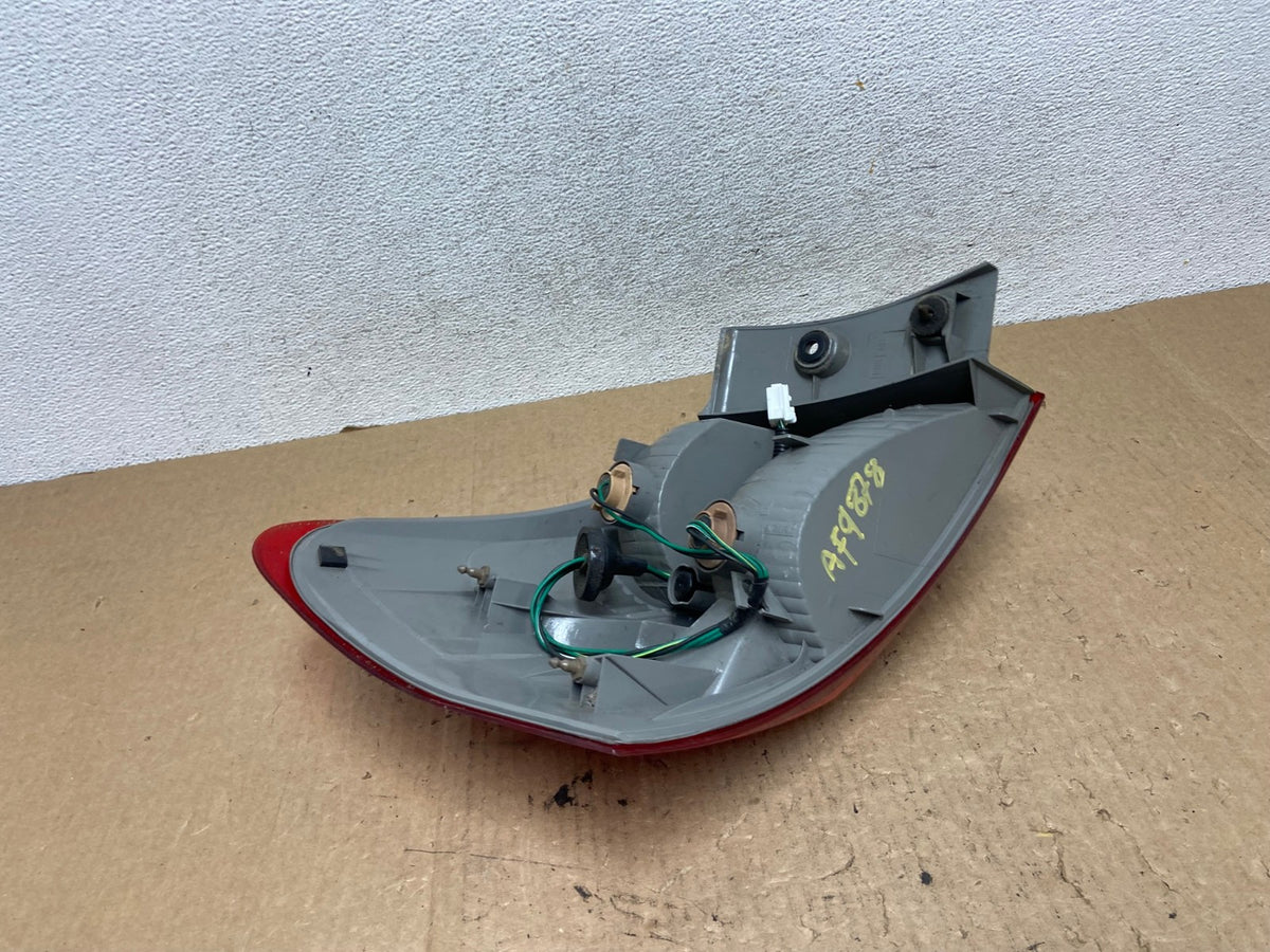 2008 to 2015 Nissan Rogue Right Passenger Rh Side Tail Light AF9878 LK5