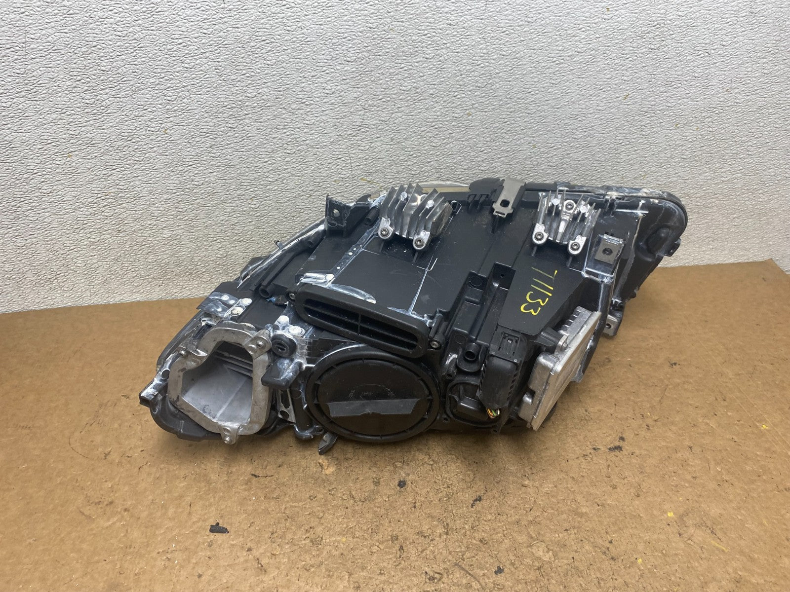 2011-2013 BMW 5 Series F10 Right Passenger Xenon HID AFS Headlight OEM T1133 DW6