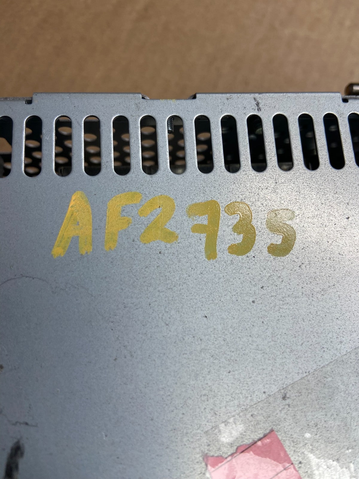 2012 to 2014 Ford Edge AM/FM Radio Reciever af2735 DG5