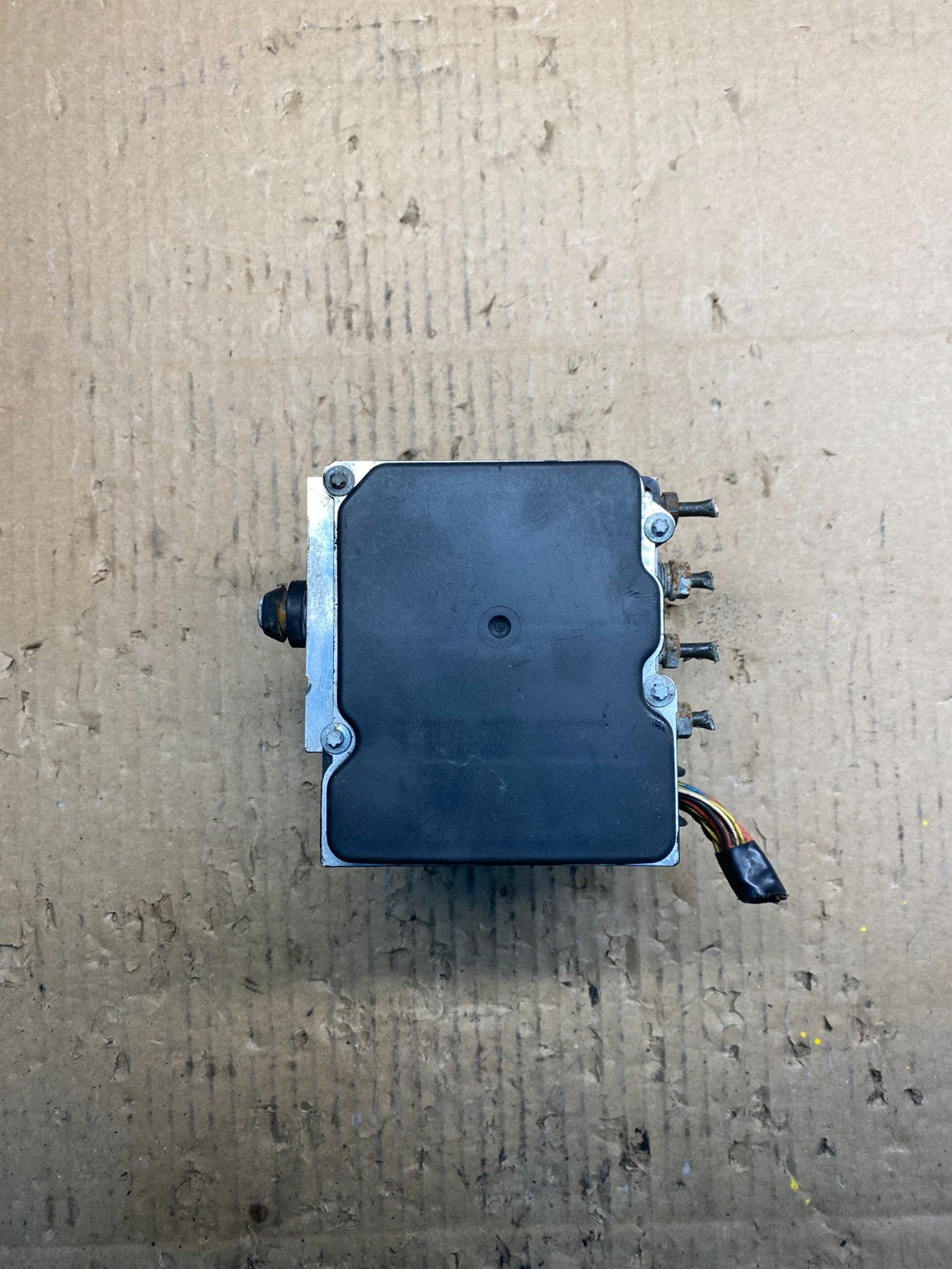 2007 - 2009 Land Rover Range Rover ABS Anti Lock Brake Pump Module U8910 PS4