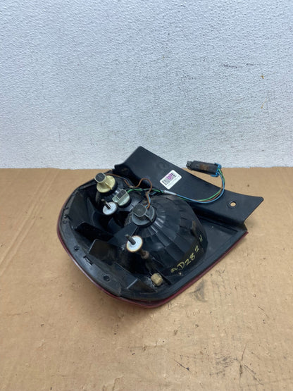 2004 to 2008 Chevrolet Malibu Right Passenger Rh Side Tail Light AD2824 LK6