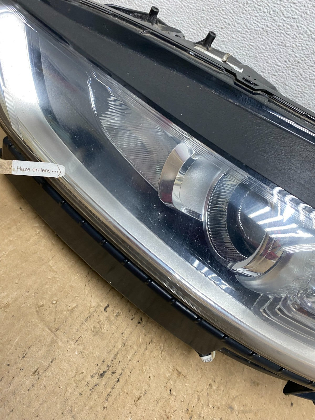 2013 to 2016 Ford Fusion Left Driver Lh Side Headlight AG3243 DW3