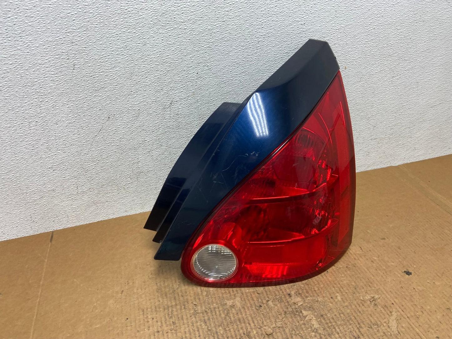 2004 2005 2006 2007 2008 Nissan Maxima Right Passenger Tail Light AE2771 LK2