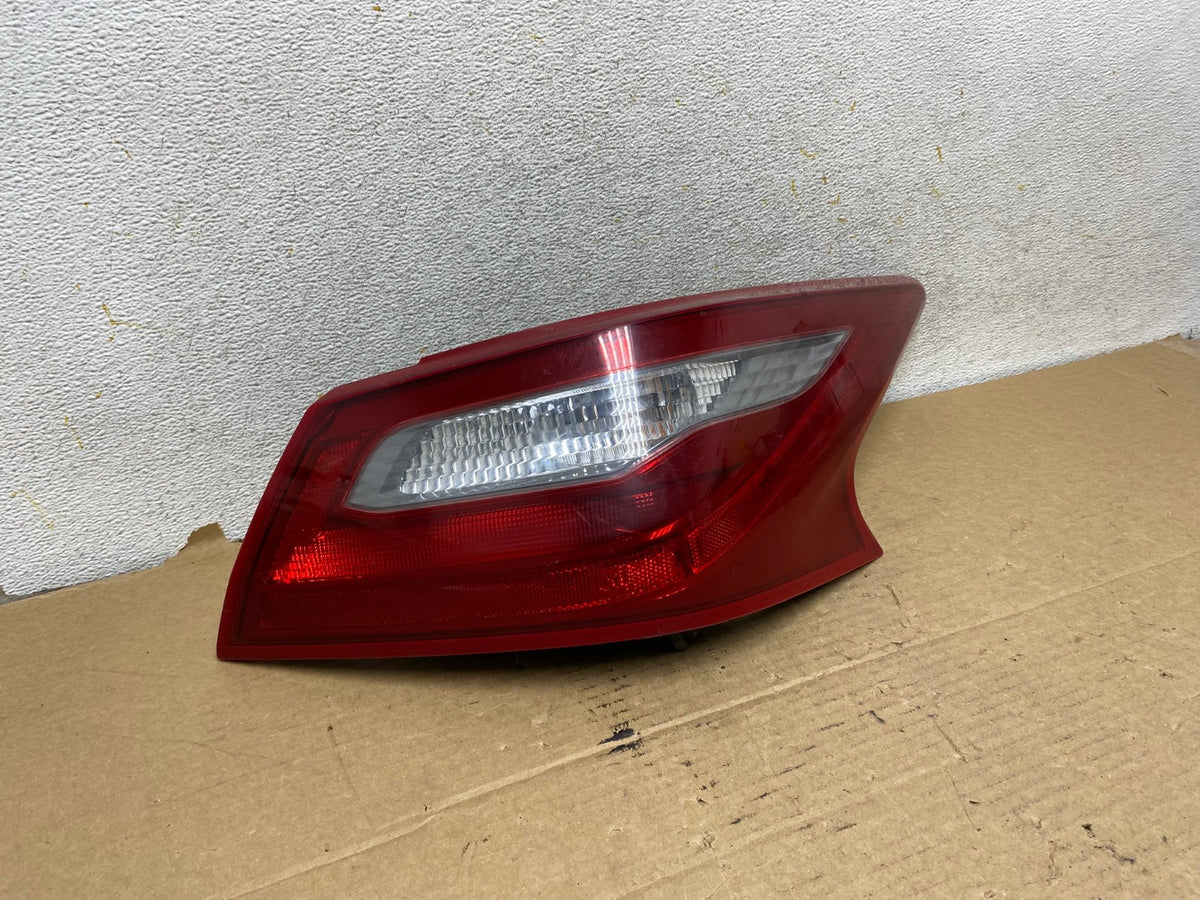 2016 2017 2018 Nissan Altima Right Passenger RH Side Tail Light AH8032 LK1