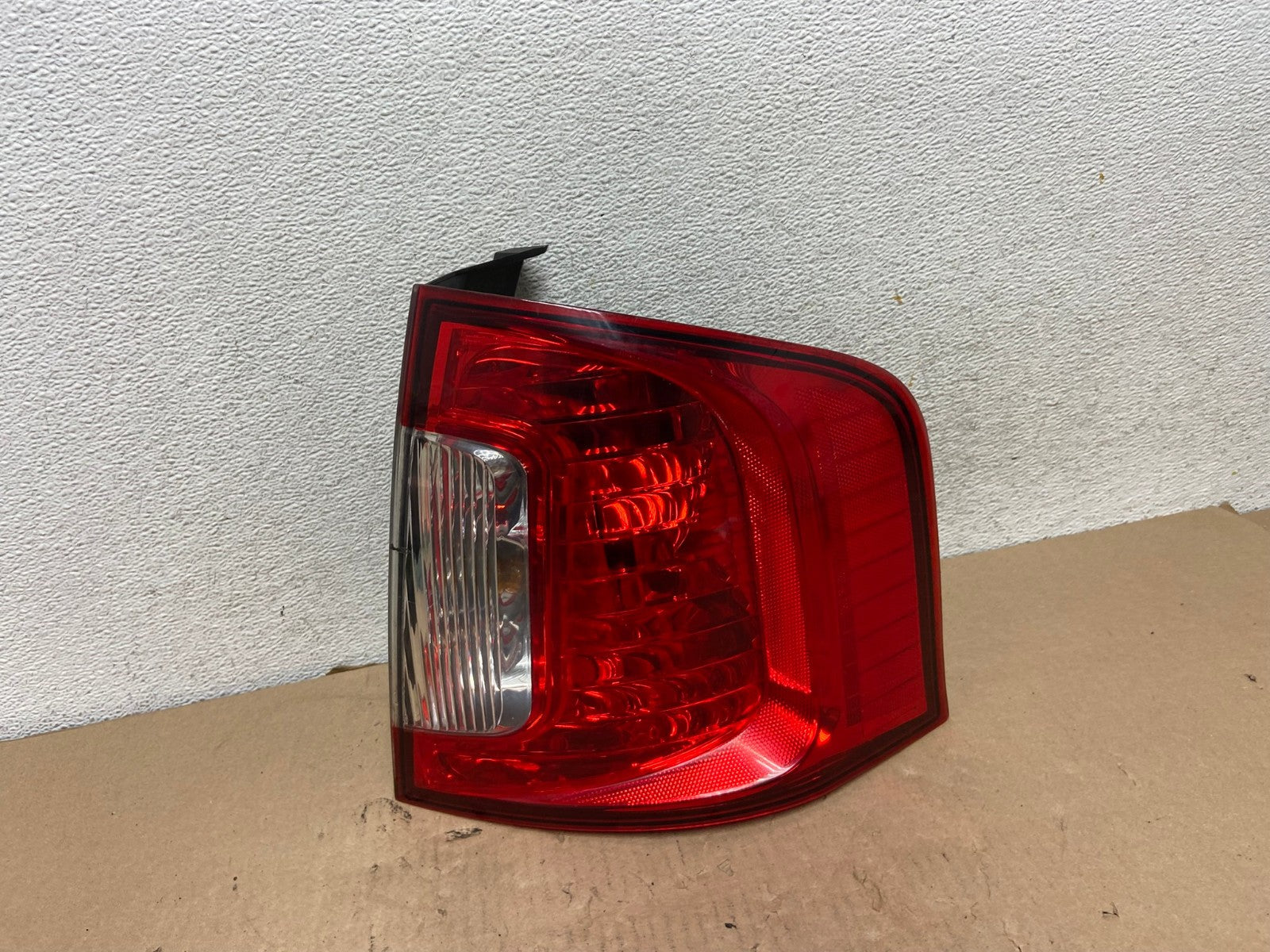 2011 2012 2013 2014 Ford Edge Right Passenger RH Side Tail light AG6732 LK0