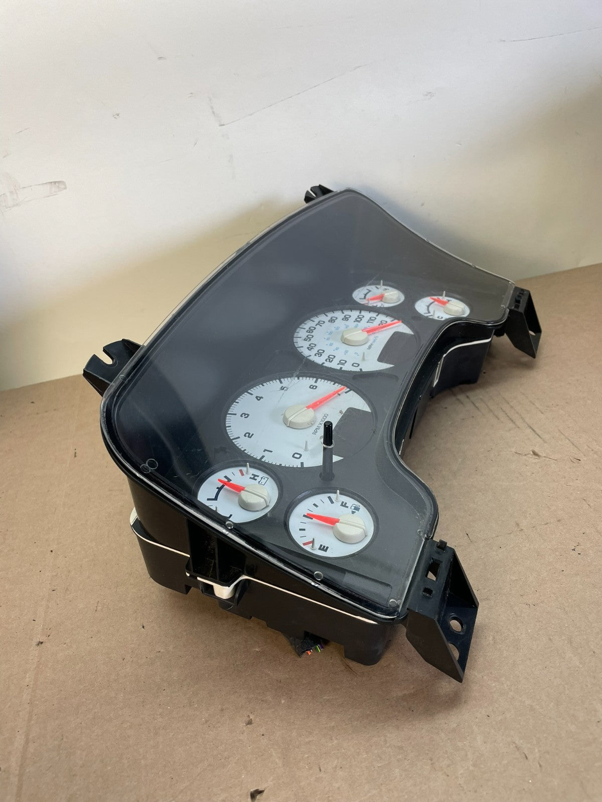 2004 2005 Dodge Ram 1500 Instrument Speedometer Gauge Cluster AG2525 DG1