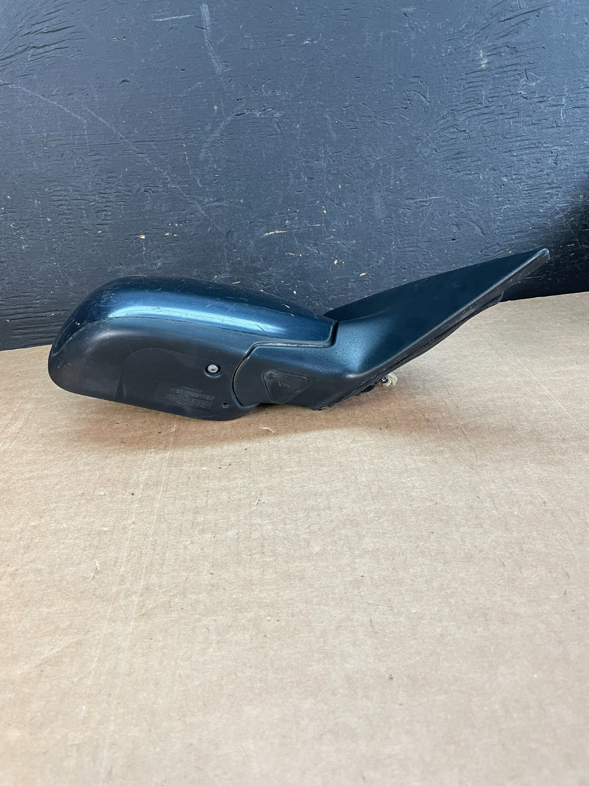 2004 to 2009 Mazda 3 Right Passenger RH Side View Door Mirror AE8318 DW3