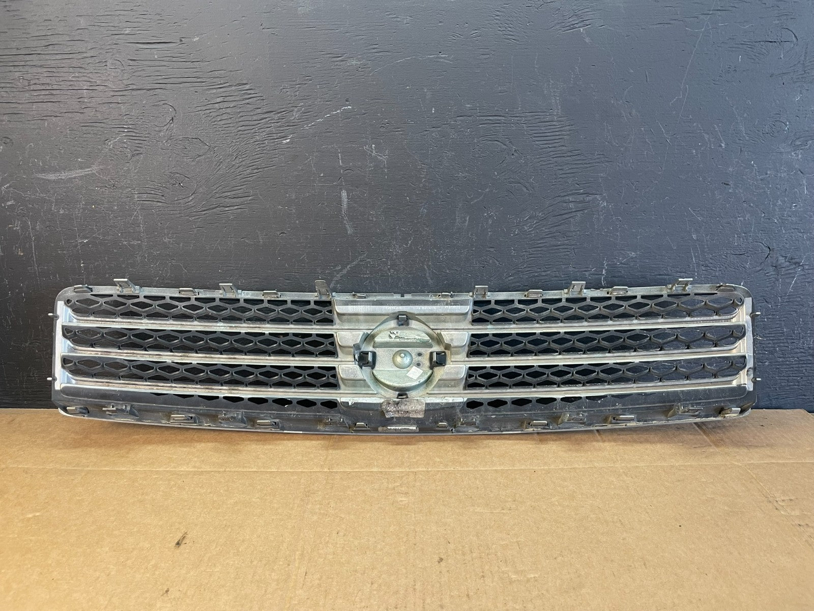 2009 to 2011 Nissan Maxima Front Upper Grill Grille 62070-9N00A ac5018 DG3