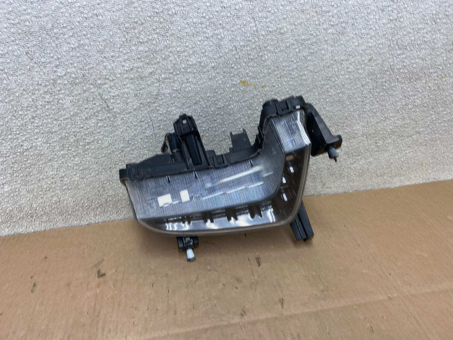 2017 2018 Hyundai Elantra Front RH LED Daytime Running Light Y2687 PS0