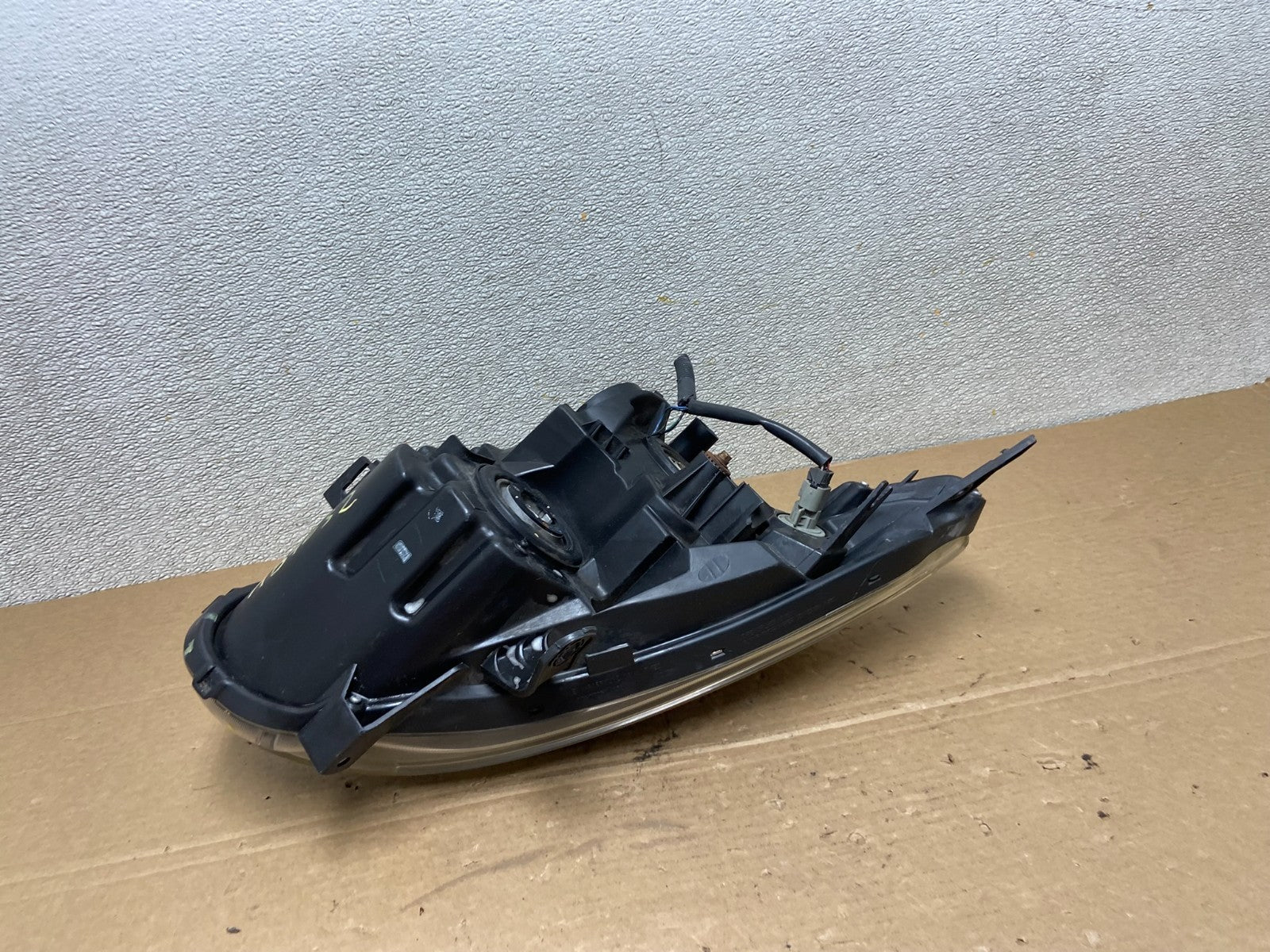 2008 to 2013 Nissan Rogue Left Driver LH Halogen Headlight Oem AB4652 DW5
