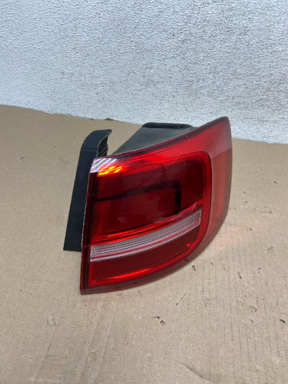 2015 to 2018 Volkswagen Jetta Right Passenger RH Side Tail Light AG6835 DW2
