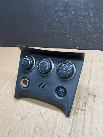 2011 to 2015 Nissan Rogue Heater Temperature AC Climate Control OEM AB9033 DG1