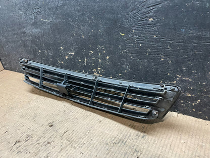 2004 Lexus ES330 Front Upper Grill Grille OEM Y6624 DG5