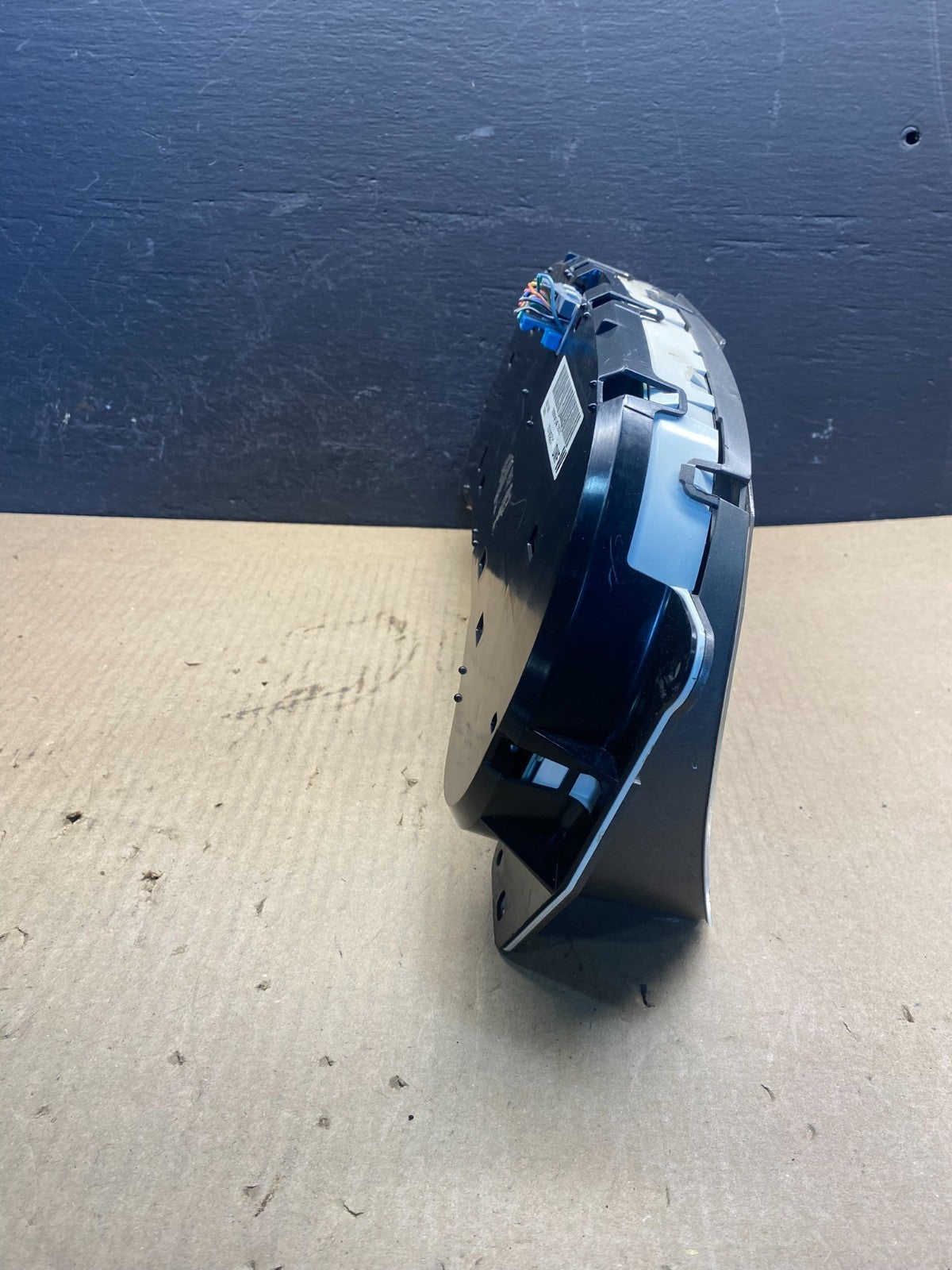 2003 to 2006 GMC Yukon Denali Cluster Gauge Speedometer AC8913 DG3
