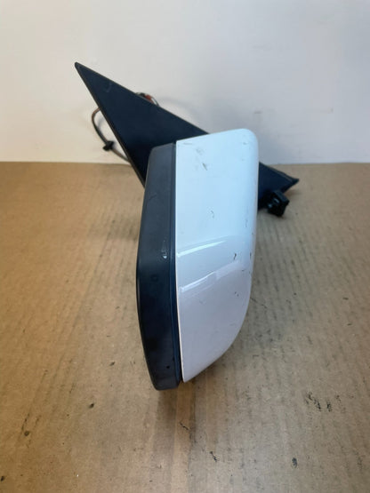 2001 to 2006 BMW 325i Right Passenger Side View Door Mirror AF5541 DW9