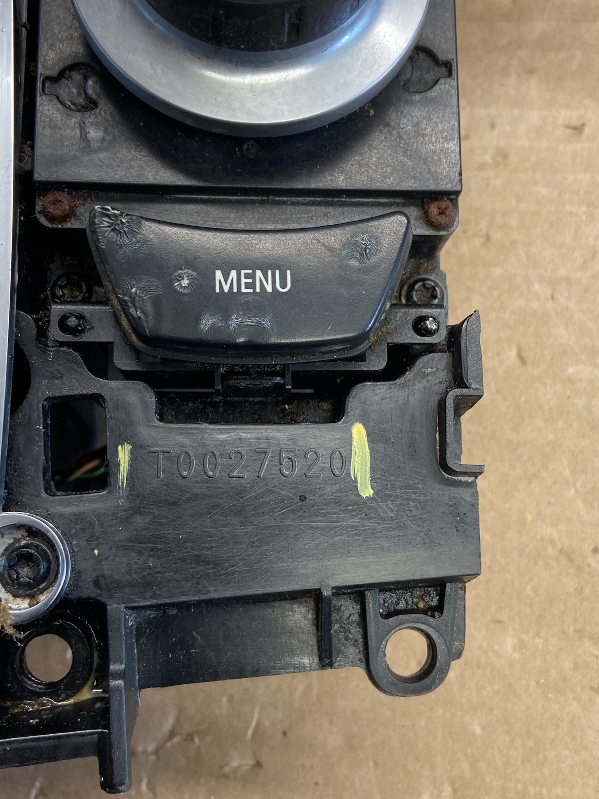 2007 to 2013 BMW X5 E70 Shift Shifter Selector Gear W/ Bezel AH1546 PS5
