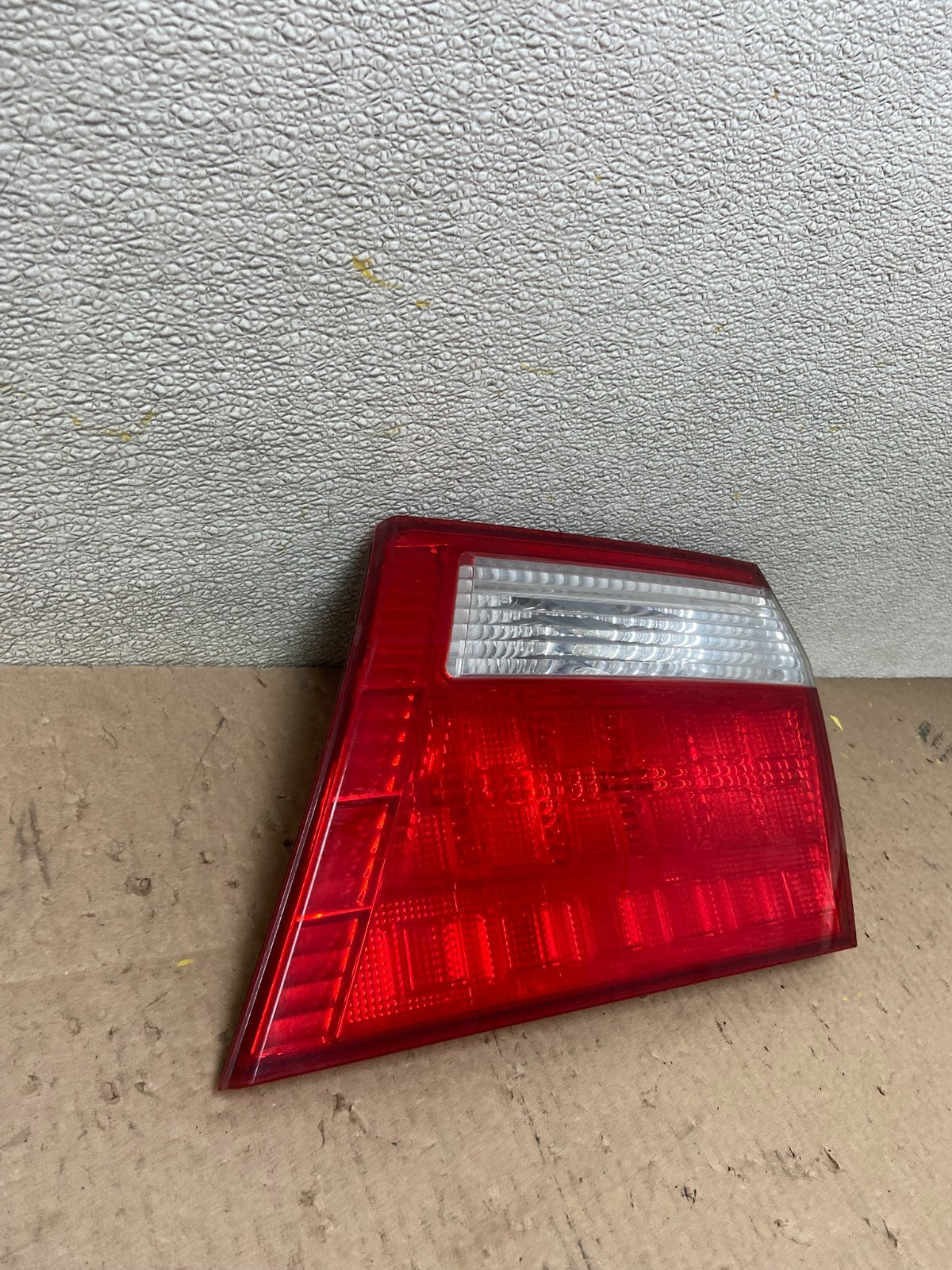 2005 2006 2007 Honda Odyssey Inner Right Passenger RH Tail Light AA0524 DW2