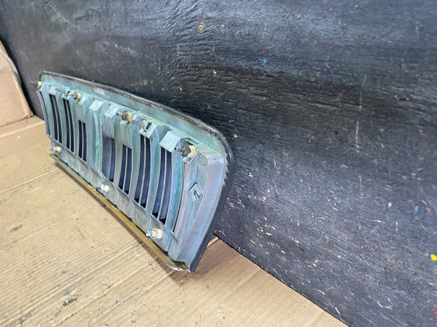 2001 Kia Optima Front Grill Grille 86350-3c200 S6127 PS5