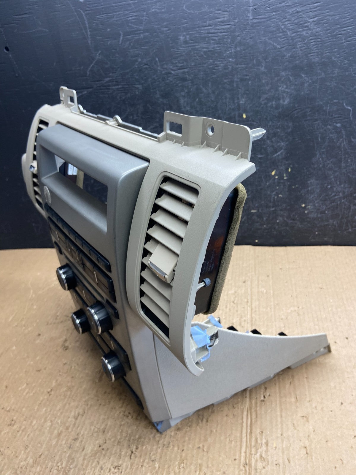 2010-2012 Ford Flex Heater Climate Control Radio CD Control Dash Bezel AF1611 DG5
