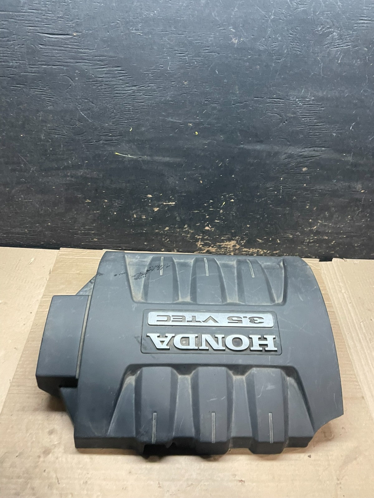 2006 to 2008 Honda Pilot Black Engine Cover OEM 3.5L V2954 DG1
