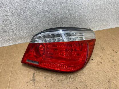 2008 2009 2010 BMW 5 525i 530i Right Passenger Rh Tail Side Light T3697 DW0