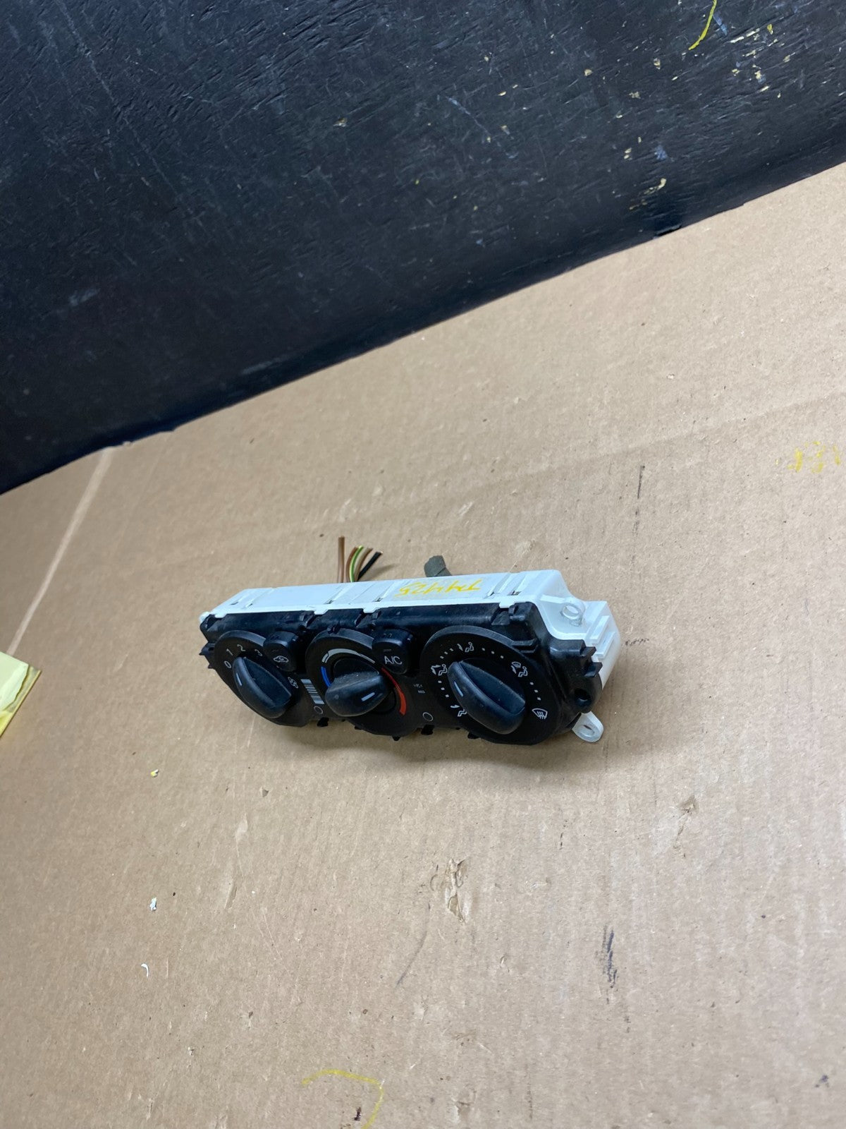 2013 - 2014 Ford Focus Ac Heater Climate Control Temperature Oem t4425 DG1