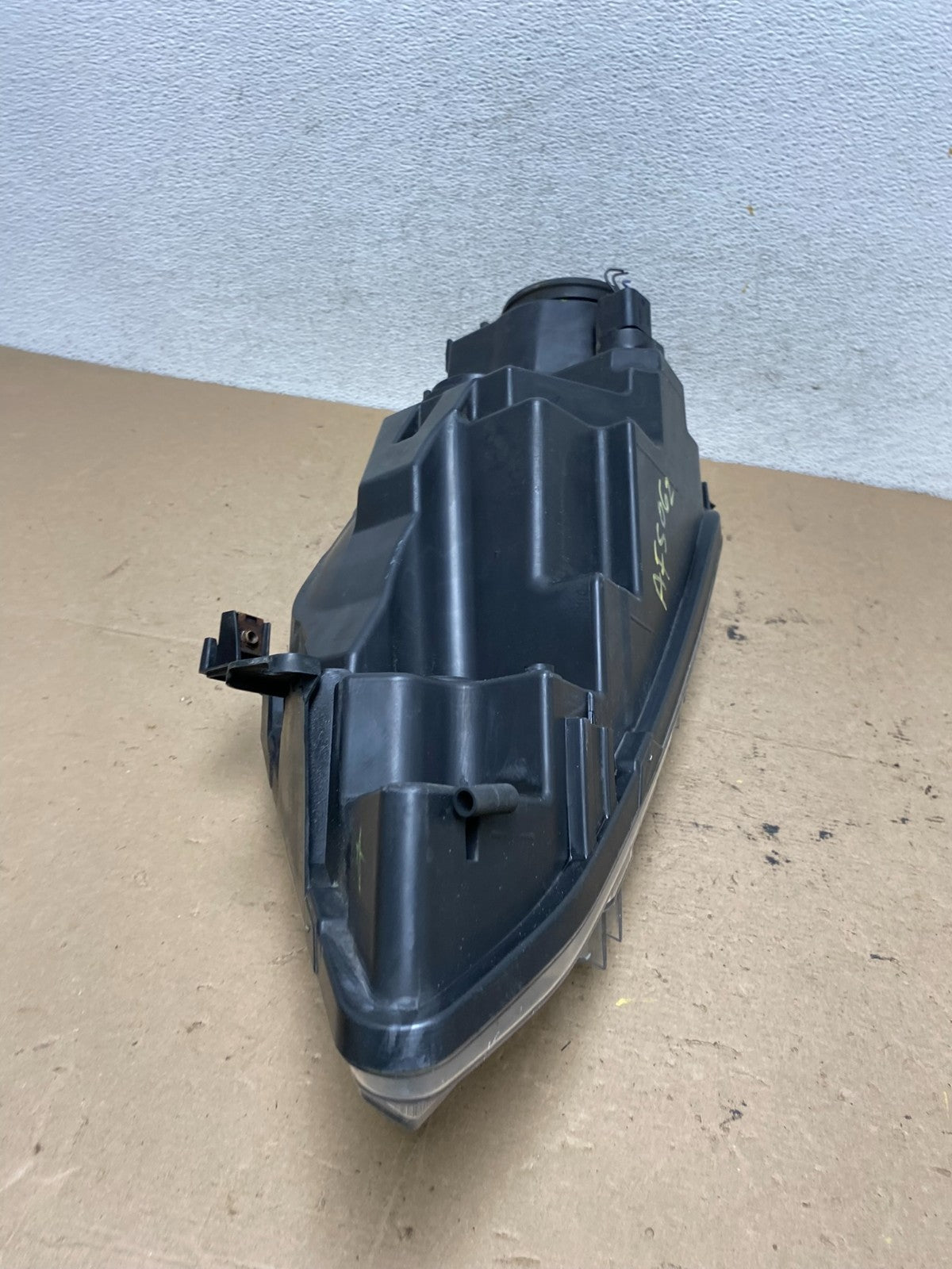 2010 2011 2012 Ford Fusion Right Passenger RH Headlight Halogen AF5062 DW9