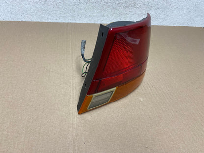 1997-1999 Saturn SL SL1 Sedan Right Passenger RH Side Tail Light AE6910 LK2