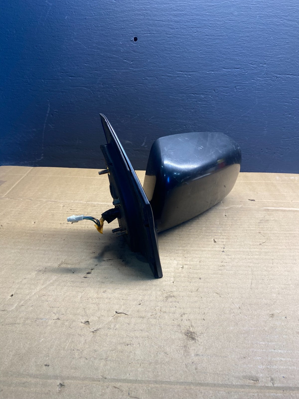 2003 - 2007 Mitsubishi Lancer Left Driver LH Side Front Door View Mirror AB70471