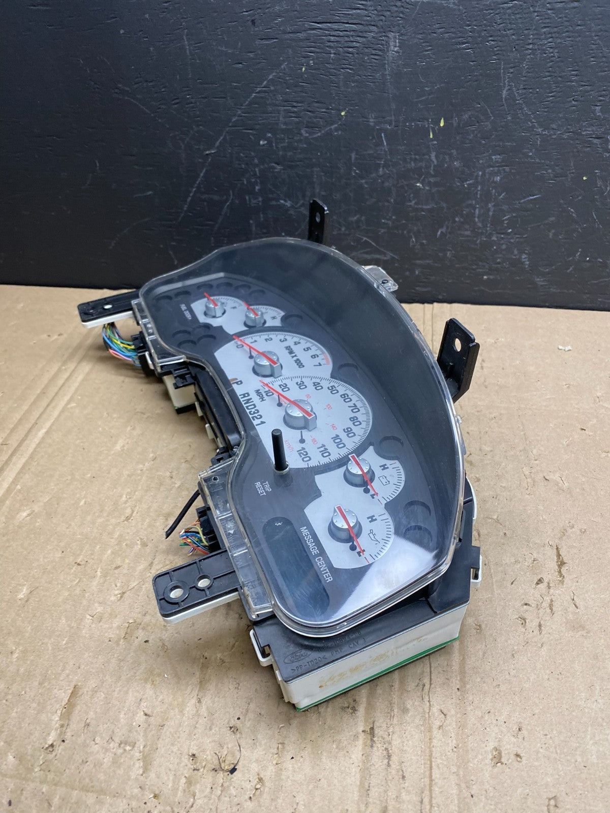 2001 to 2003 Ford Explorer Speedometer Cluster Gauge Oem AB9067 DG2