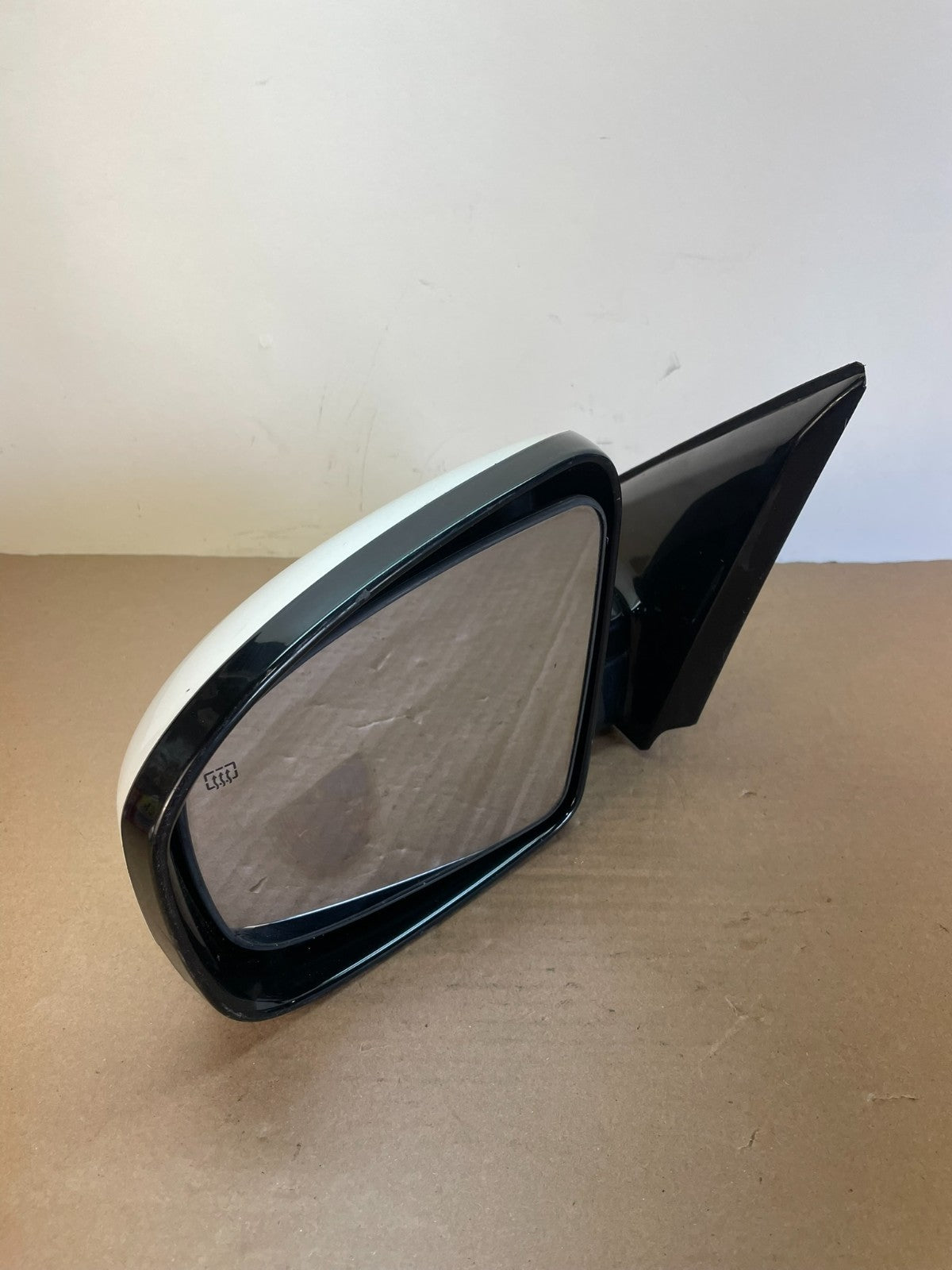 2013 to 2016 Infiniti QX60 JX35 Left Driver View Door Mirror AF5661 DG2
