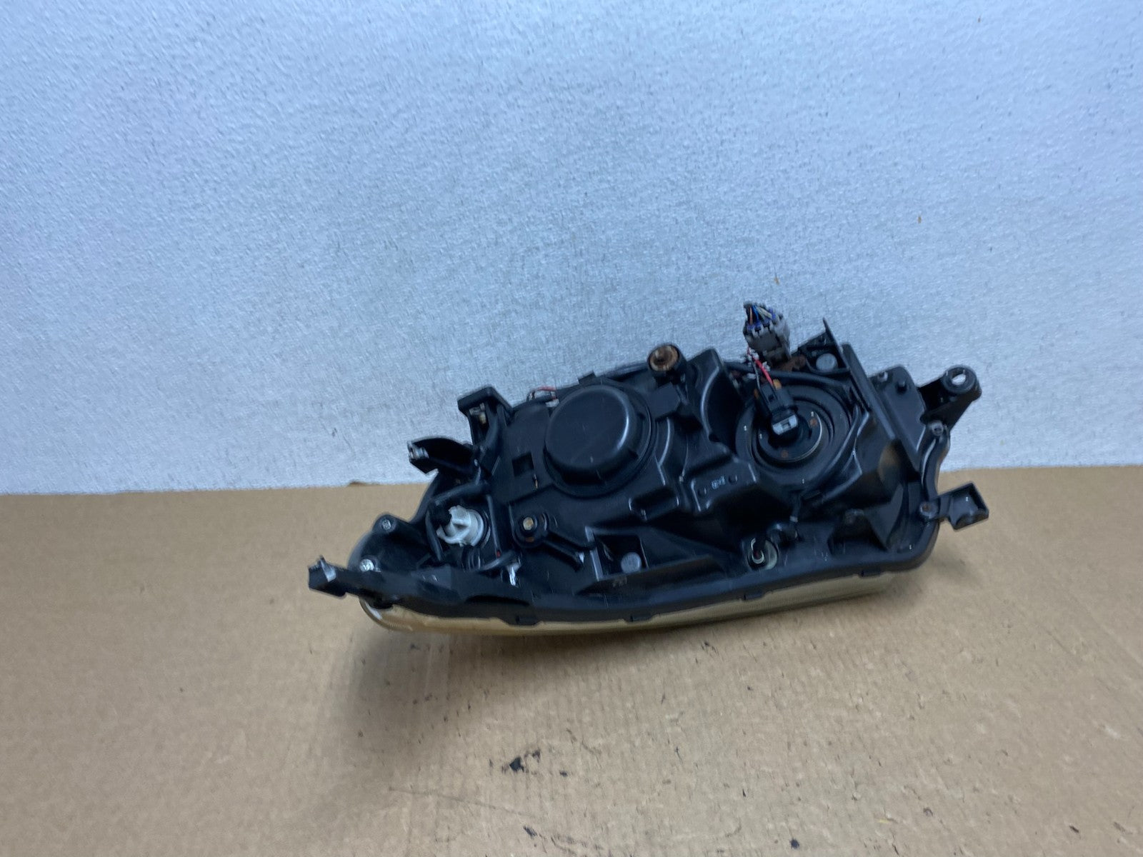 2009 - 2013 Subaru Forester Right Passenger Side Halogen Headlight AF9818 DW4