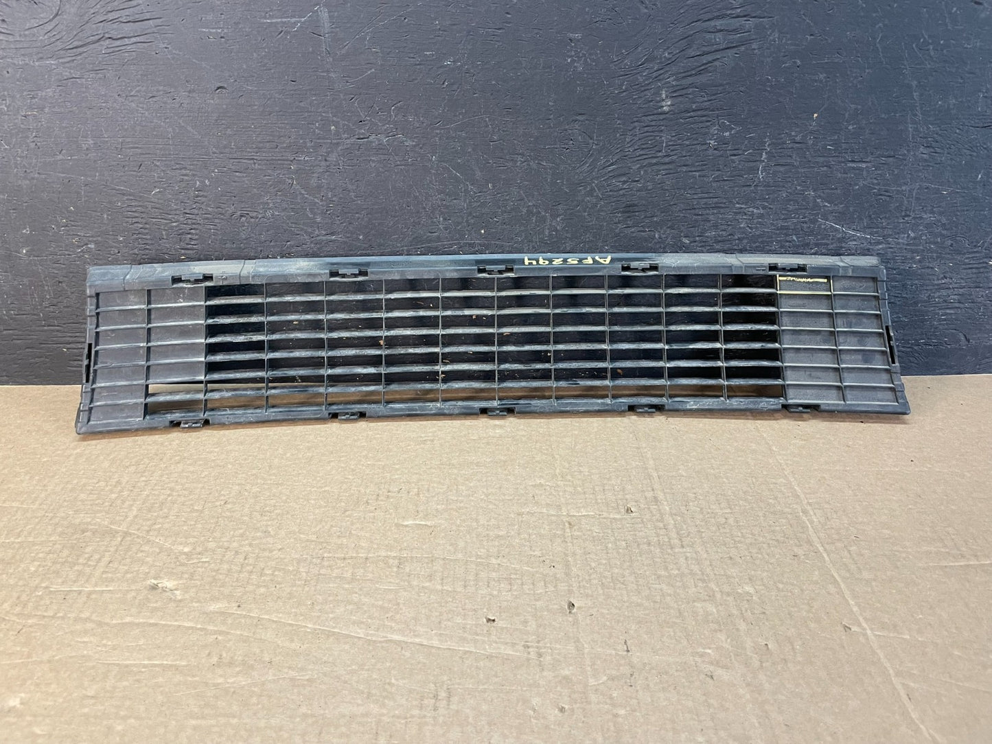 2011 to 2015 Ford Explorer Lower Front Grill Grille AF5294 DG3
