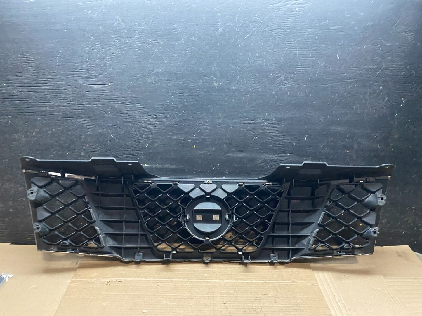 2005 2006 2007 Nissan Pathfinder Chrome Front Upper Grill Grille Oem V2844 DG4