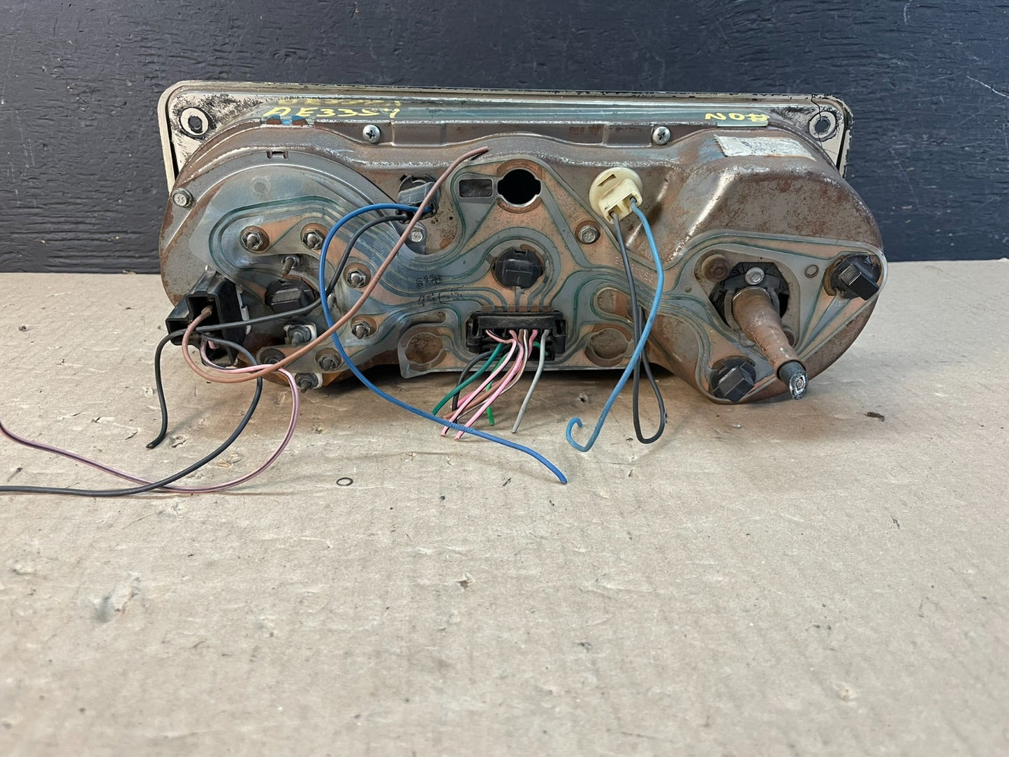 1970s-1980s Chevrolet Motorhome, Van, Truck P30 Vintage Instrument Gauge AE33545