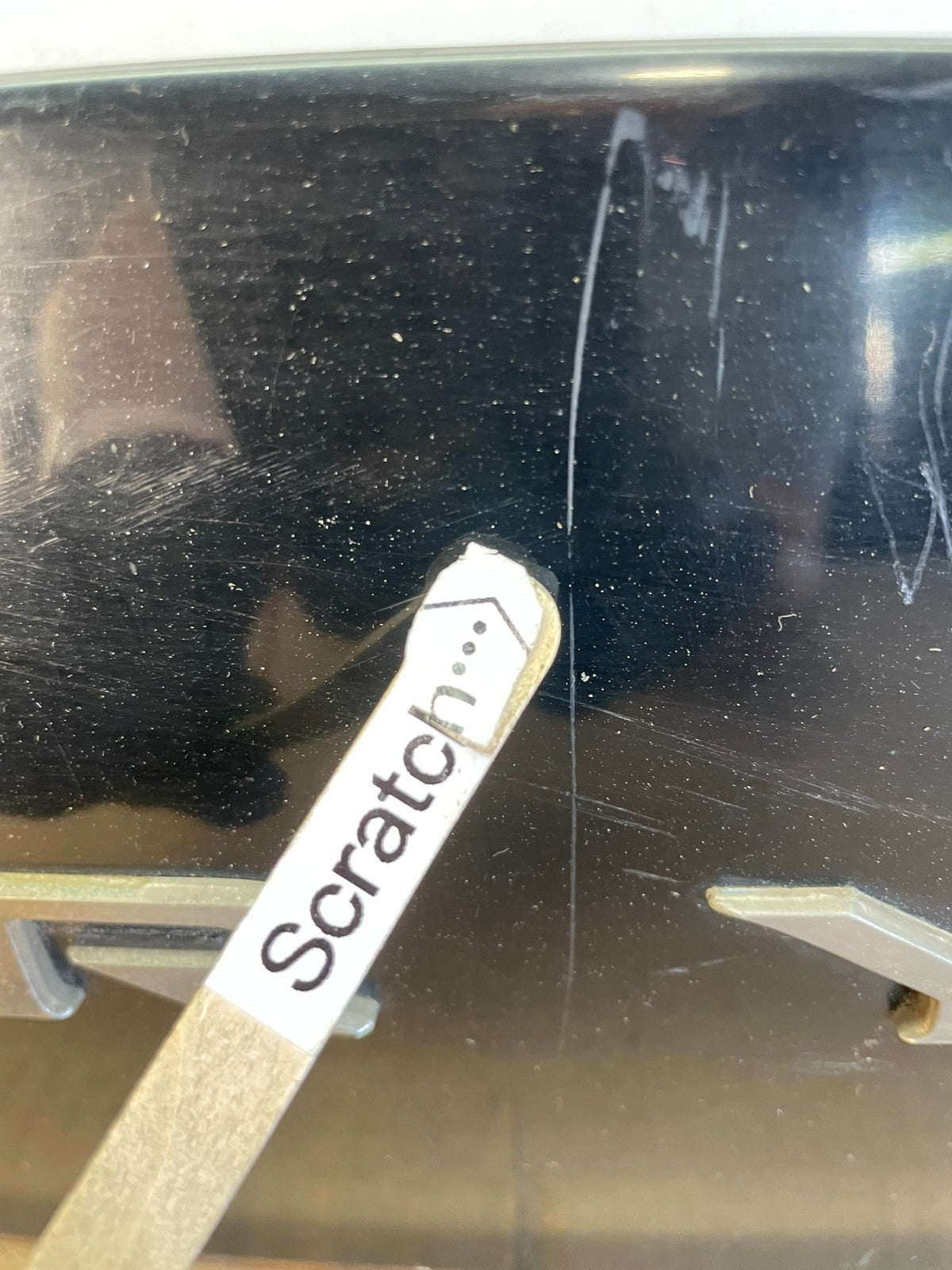 1995 1996 Toyota Camry Center Trunk Rear Tail Light AG7533 DG3