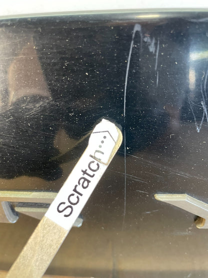 1995 1996 Toyota Camry Center Trunk Rear Tail Light AG7533 DG3