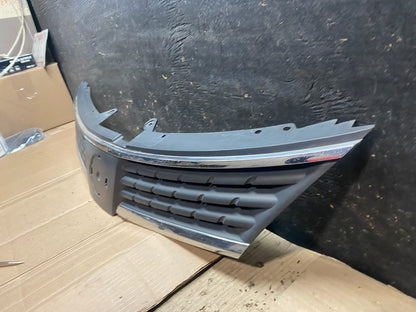 2007 2008 2009 Nissan Versa Sedan Front Upper Grill Grille Oem W4665  DG1
