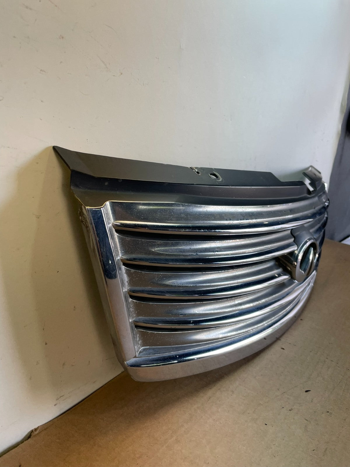 2008 2009 2010 Infiniti M35 M45 Front Upper Bumper Grille Grill AF8791 DG2