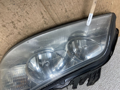 2005 to 2011 Lincoln Town Car Left Driver LH Side Headlight AA8270 DW5