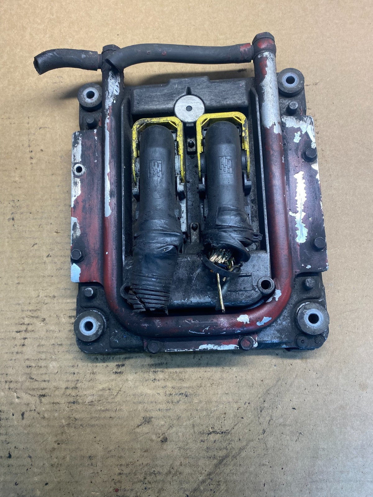 Volvo Mack 21358126 P05 Engine Controller Module ECM ECU AA09352