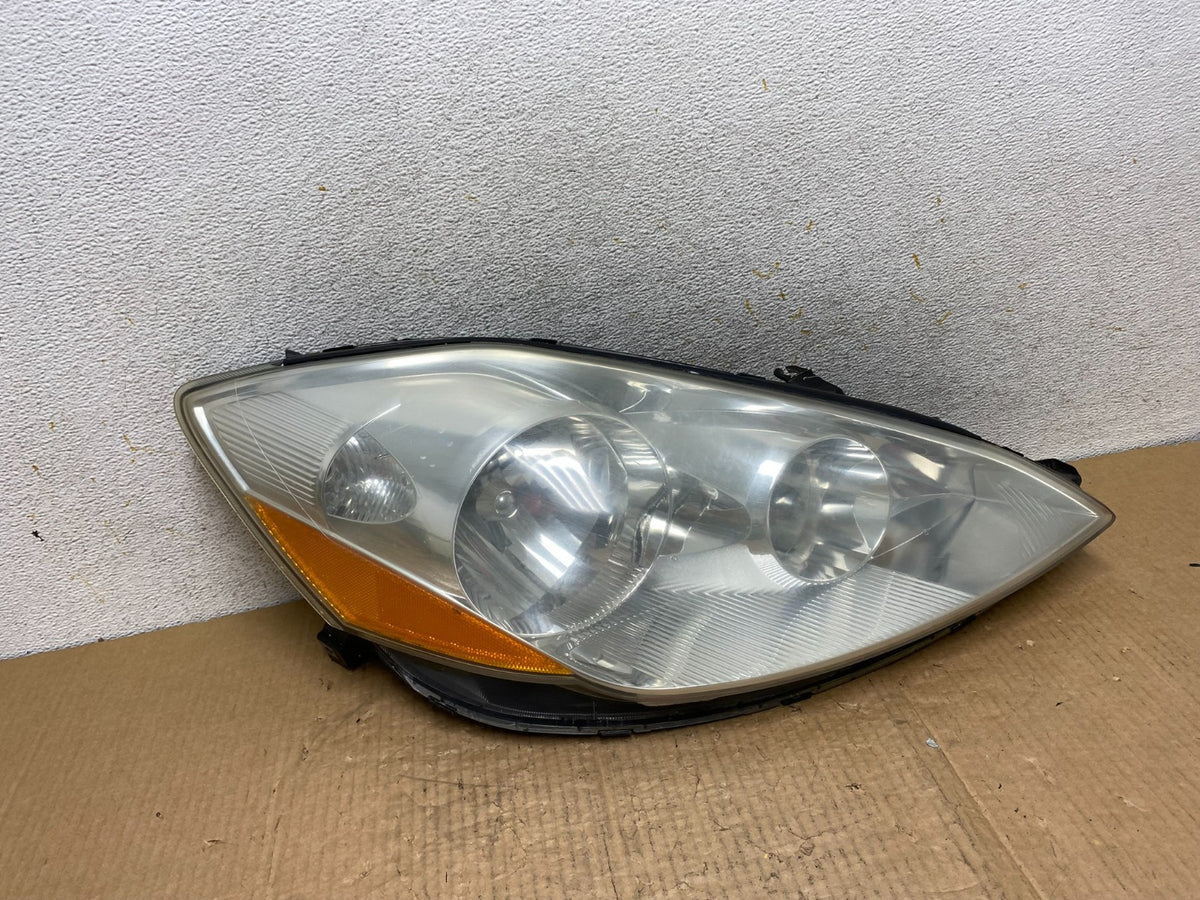 2006 to 2010 Toyota Sienna Right Passenger Rh Side Headlight Halogen AI6788 DW0