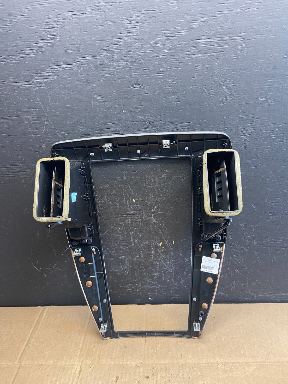 OEM 2007-2011 Cadillac STS Center Dash Trim Radio Bezel Vent Wood AB9711 DG4