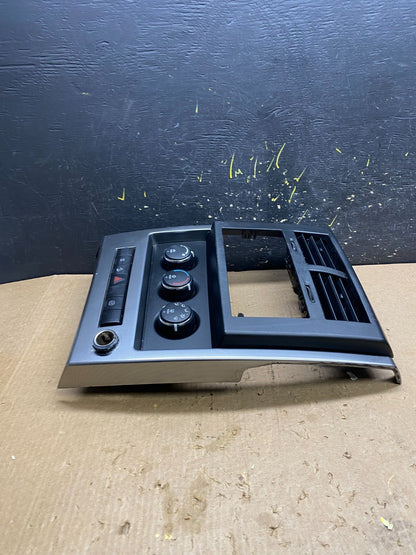 2008 to 2012 Jeep Liberty Dash Climate Temperature Control Radio Bezel z4317 DG2