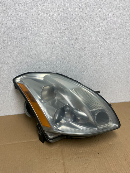 2004 2005 2006 Nissan Maxima Right Passenger Side Headlight Halogen AB8110 DW2
